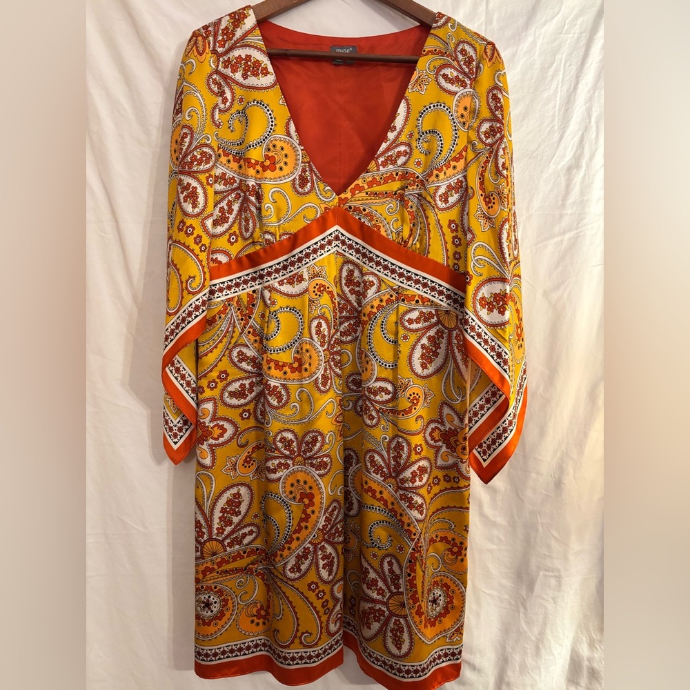 Stunning yellow and orange paisley print V-neck 100% silk dress. Size 14.